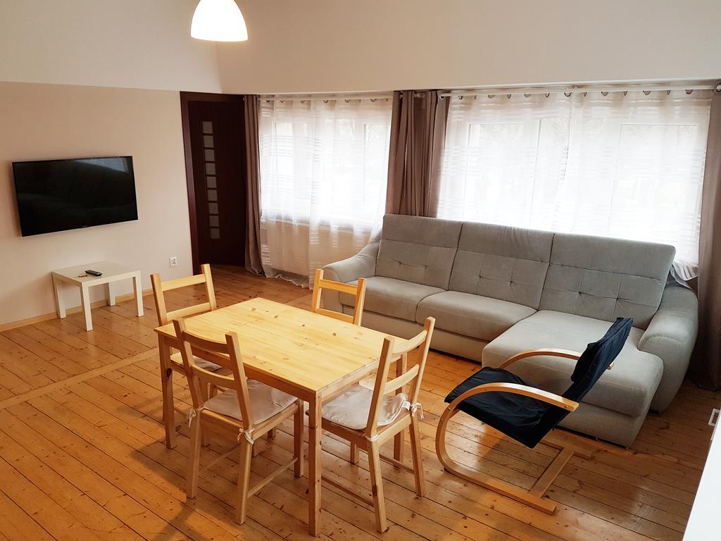 Apartamenty I Pokoje Przy Parku Jelenia Gora Exterior photo